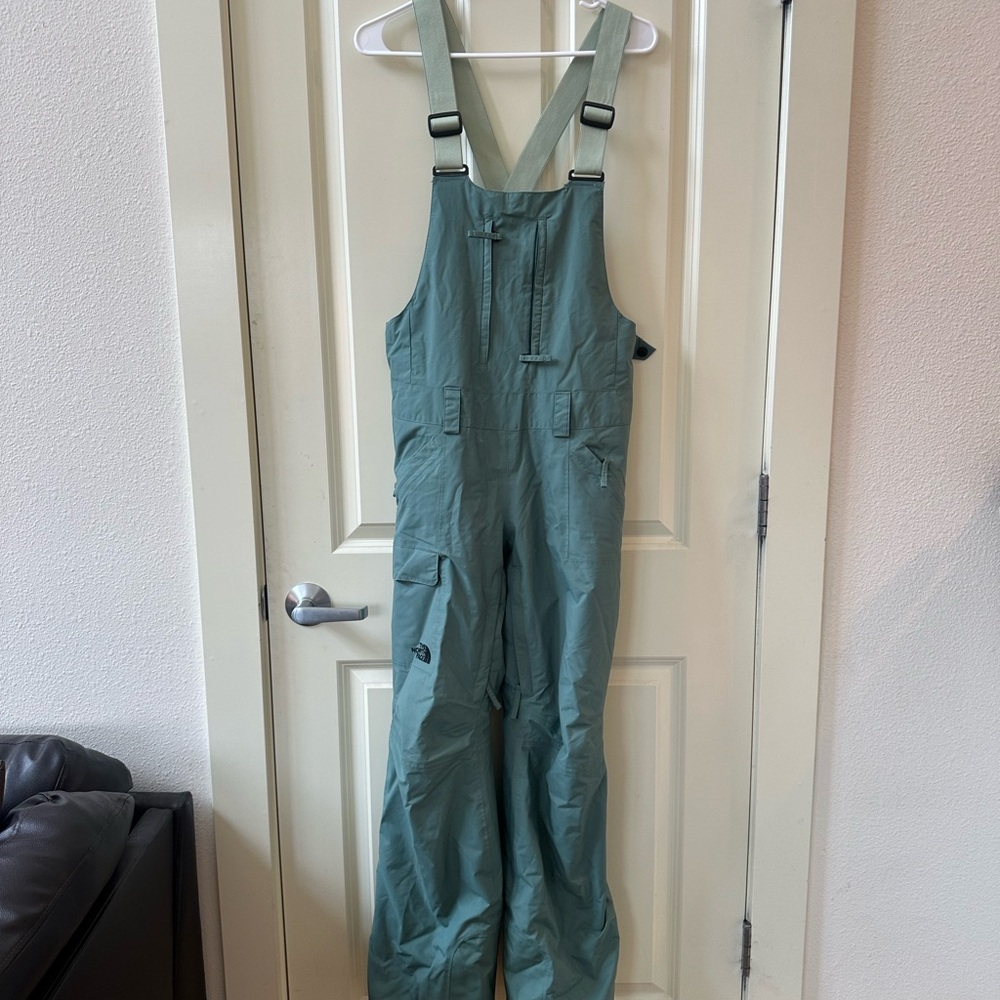 North Face Bibs / Waterproof ski pants / Snow pants